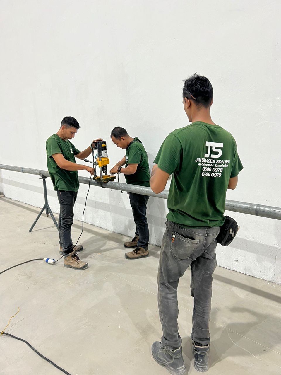 Full Factory Compressed Air Piping Installation